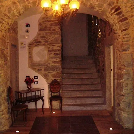 Aparthotel Acero Rosso