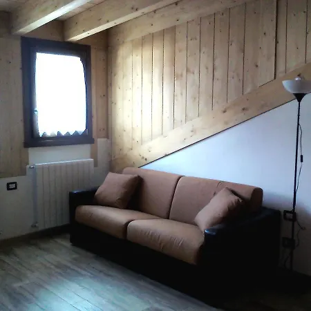 Aparthotel Acero Rosso