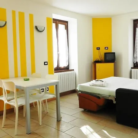 Aparthotel Acero Rosso 3*