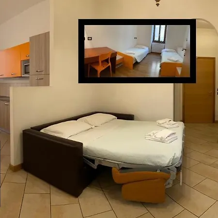 Apart Otel Acero Rosso 3*