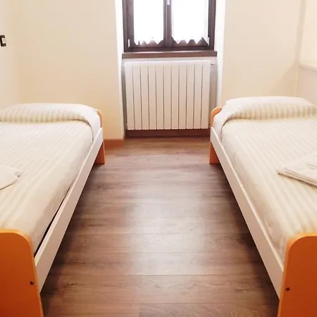 Acero Rosso 폰테디레뇨