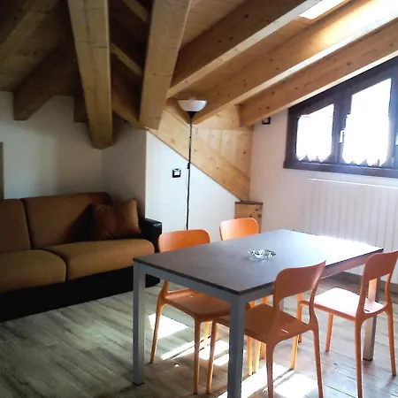 아파트호텔 Acero Rosso